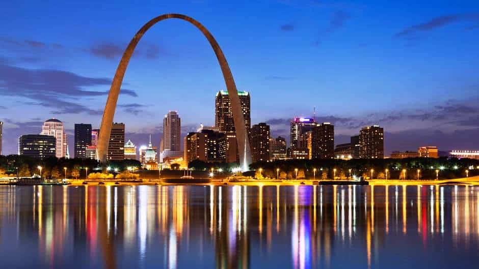 Image for Best St. Louis Neighborhoods for Singles